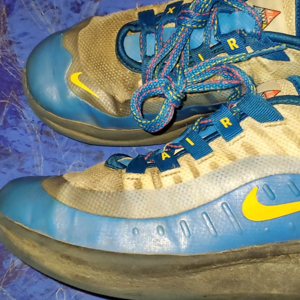 Nike Air Max youth running shoe